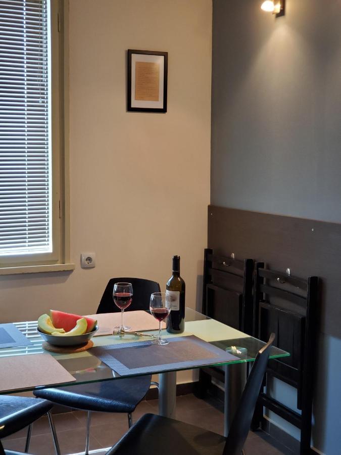 Sunny Central Apartment София Экстерьер фото